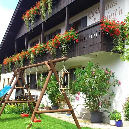 Penzion Gaestehaus Sonnleit'n Lenggries