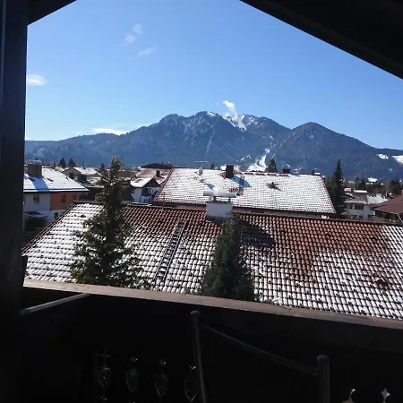 Gaestehaus Sonnleit'n Lenggries