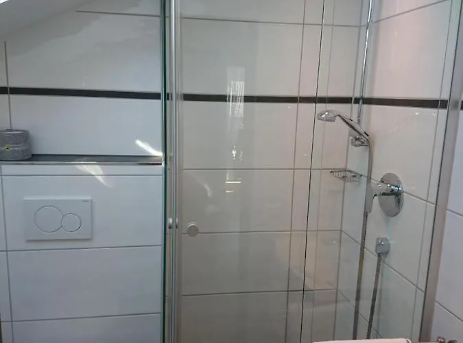 Gaestehaus Sonnleit'n Penzion 3*